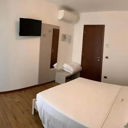 Locanda L'officina Penzion Ceggia